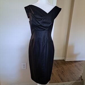 Black Halo Jackie O Satin Classic Sheath Dress $375 size 8 Worn Once EUC